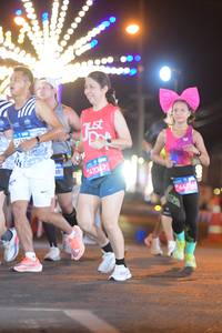 BIB: 47362, 097
                            <button type="button" onclick="openModal(23119868)" class="btn btn-primary btn-sm float-right btn-popup" data-toggle="modal" data-target=".modal-high-quality">
                        <i class="fas fa-shopping-cart"></i> Add to Cart
                    </button>
                                            <button type="button" onclick="isThisMe(23119868, true)" class="btn btn-success btn-sm float-right btn-popup btn-isme hidden" data-toggle="tooltip" data-placement="bottom" title="นี่คือรูปของคุณใช่ไหม คลิกที่นี่เพื่อเอาเข้าอัลบั้ม">
                        <i class="fas fa-plus"></i> Add to album
                    </button>
                    <button type="button" onclick="isThisMe(23119868, false)" class="btn btn-warning btn-sm float-right btn-popup btn-isnotme hidden">
                        <i class="fas fa-ban"></i> Remove from album
                    </button>